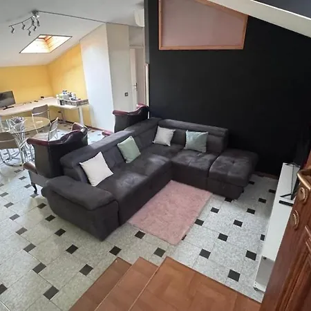 Апартаменты Casa Melissa E Chiara Comfort E Privacy Бергамо